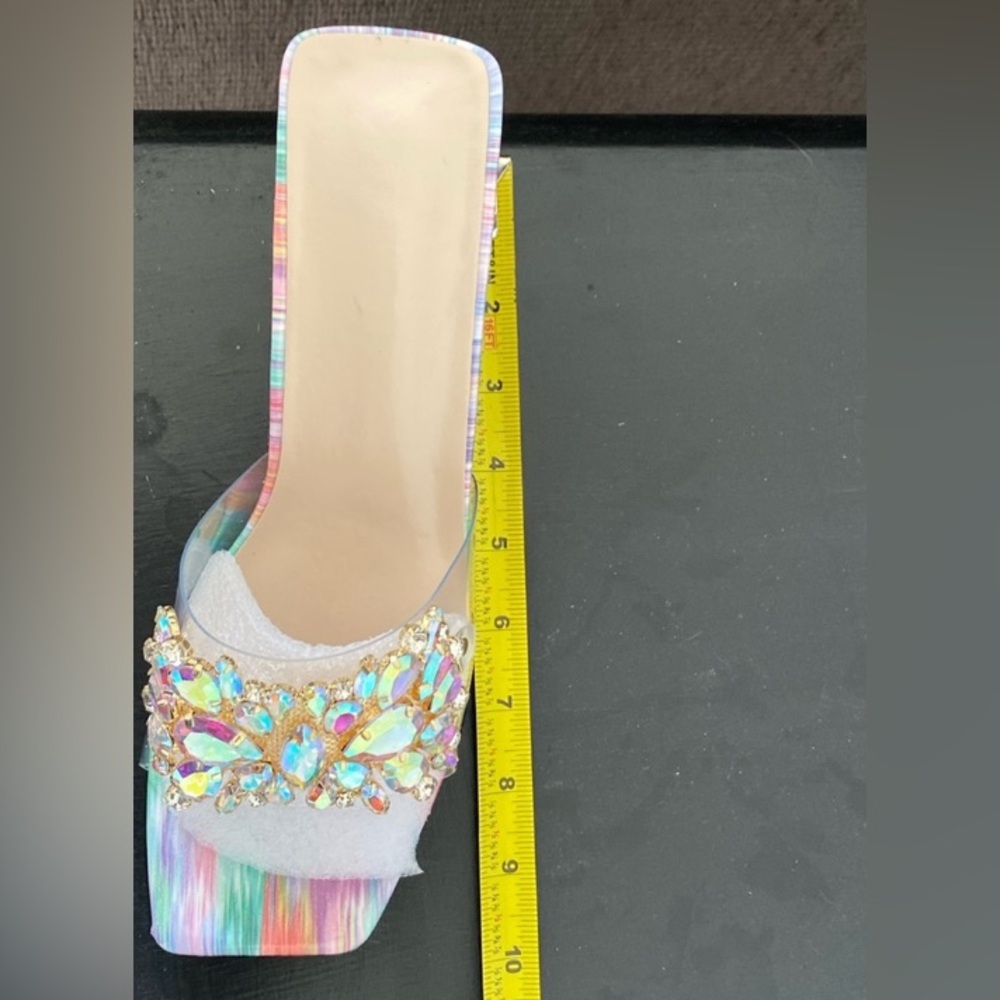 Women’s Elegant Embellished Shoes - Picture 7 of 7